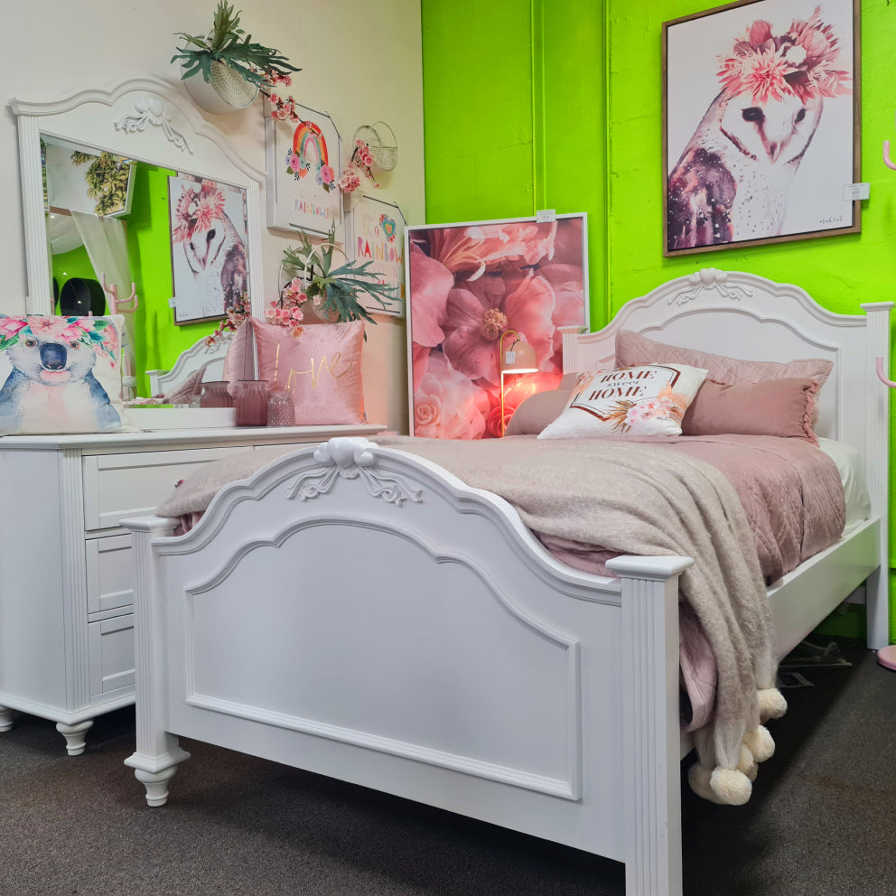 Girls dresser and mirror online