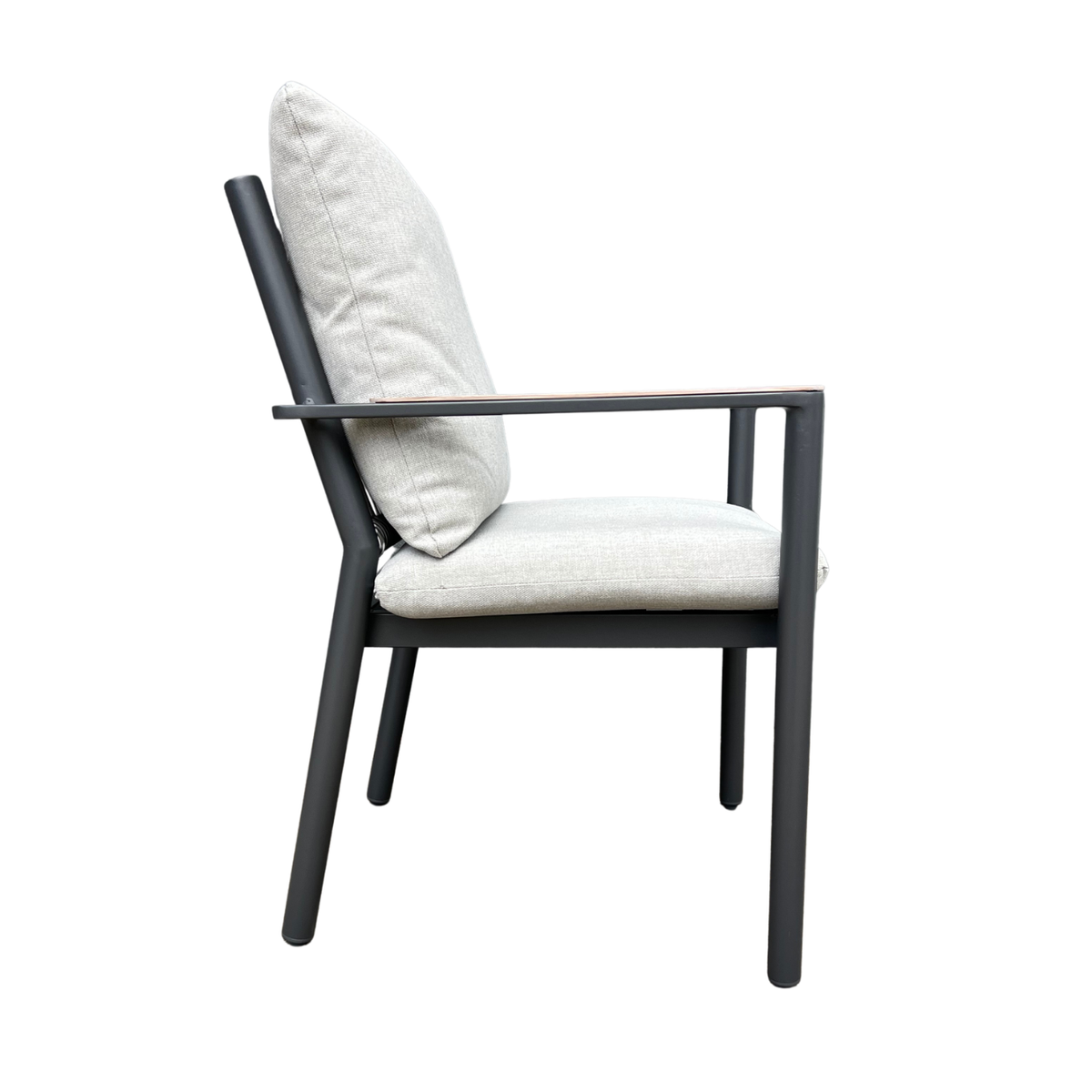 Ives Outdoor Chair
