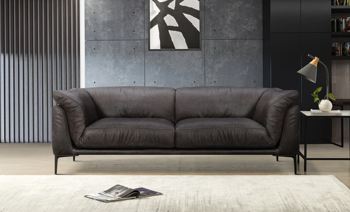 Trivoli Leather  Lounge