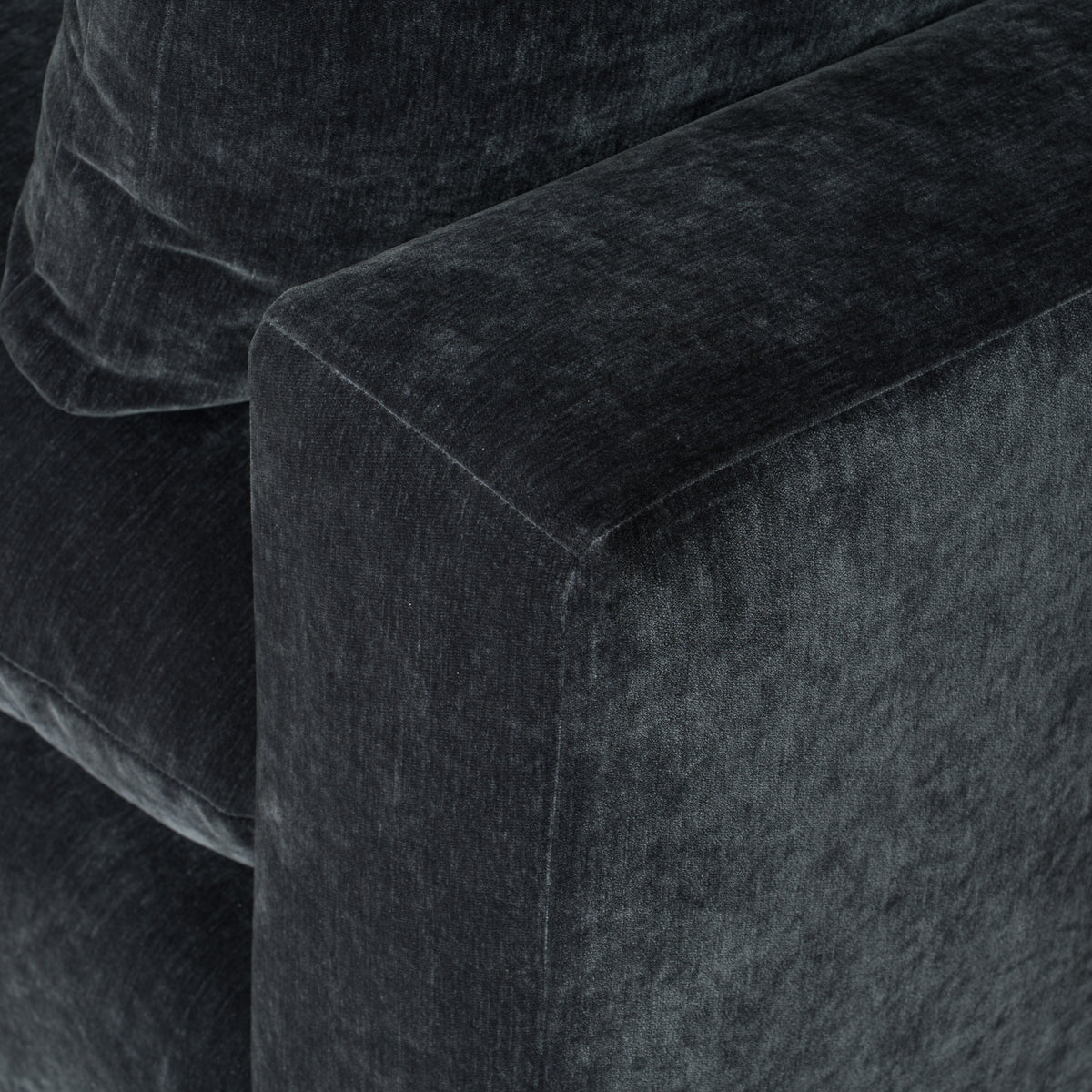 Cartago Armchair