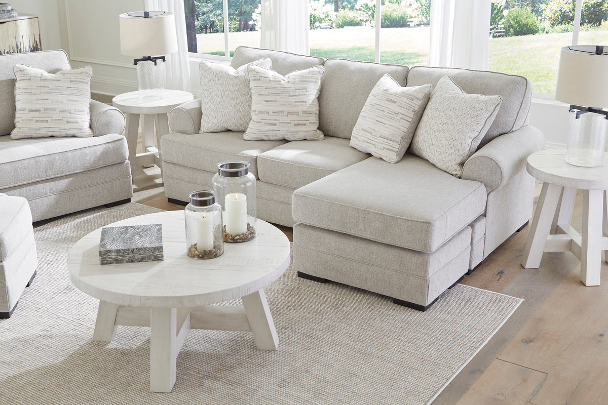 Evita Chaise Lounge