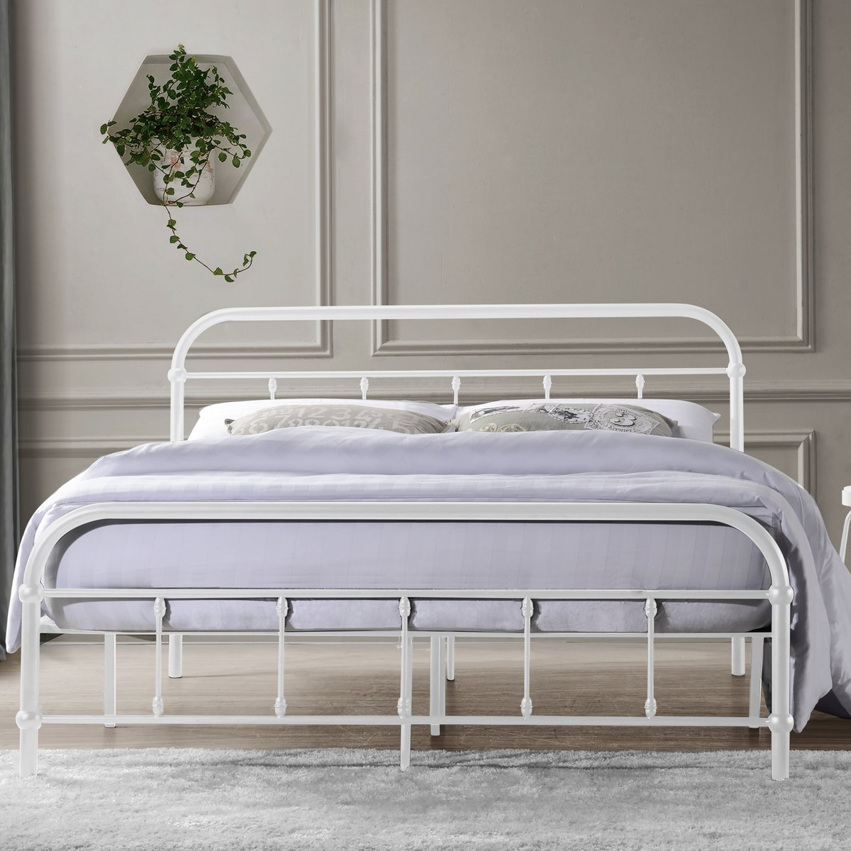 Ceres Metal Bed