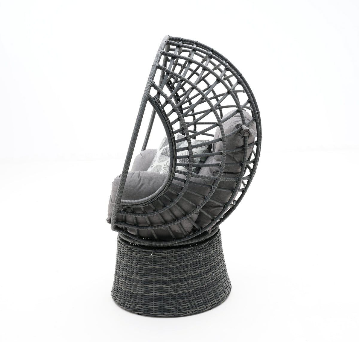 Robin Swival Chair