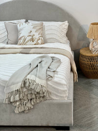 Henley Bed