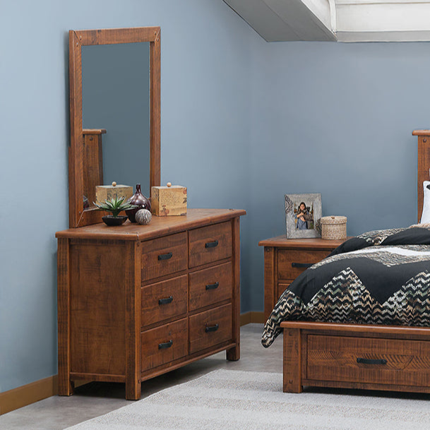 Longyard Dresser