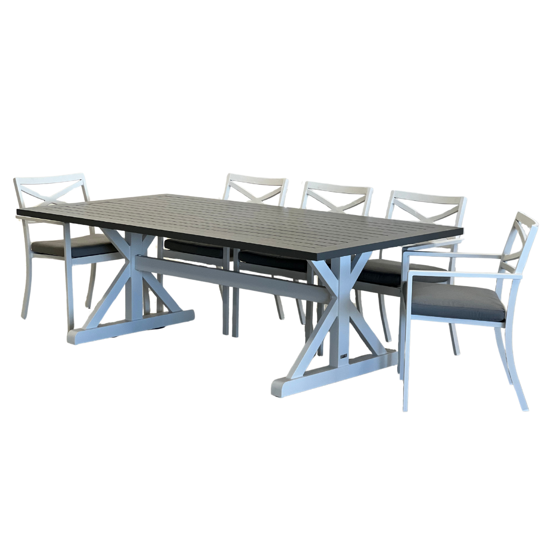 Bridgeport 2200 Dining Table