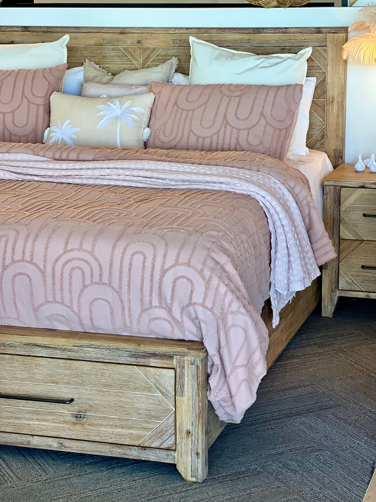 Santa Fe Bed with Storage