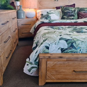Santa Fe King Bed Dresser and Mirror Suite